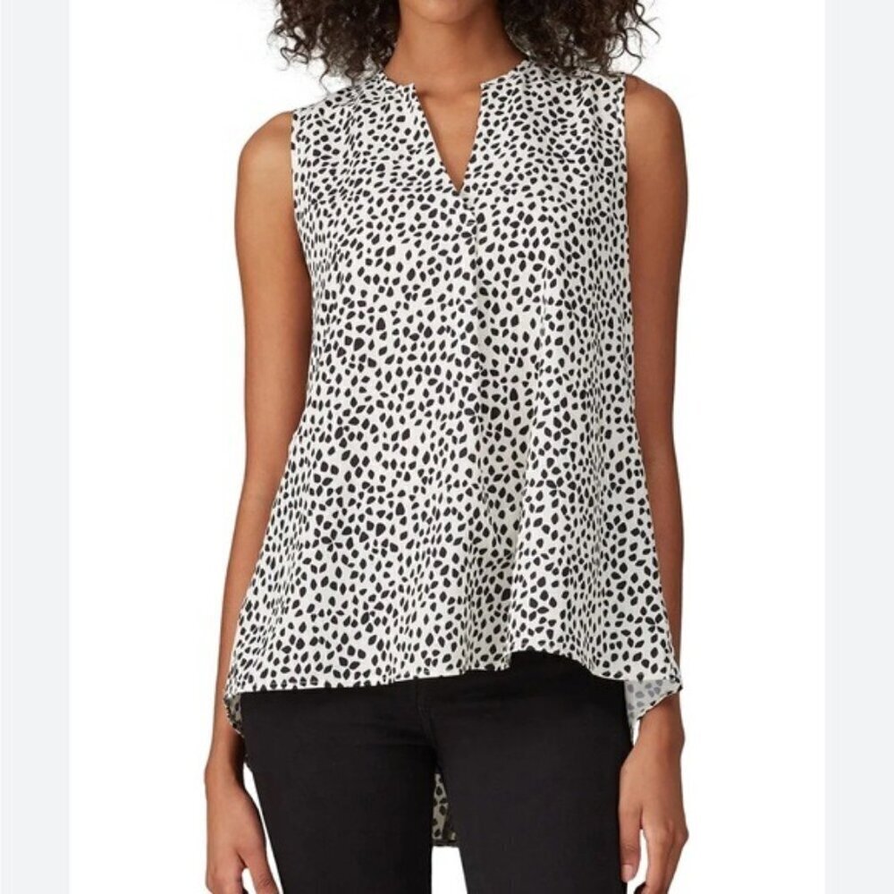 Rose Olive Womens Animal Print Sleeveless Blouse Small V Neck NWT